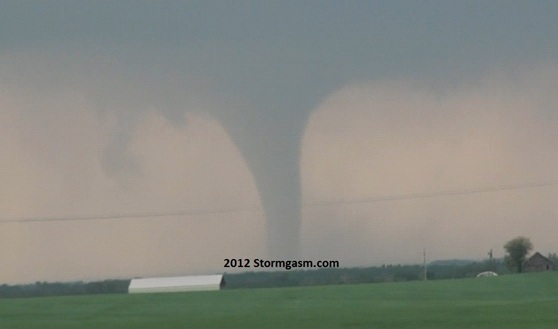 Looking several miles north at a stovepipe tornado located a few miles east of Salina, KS Looking several miles north at a stovepipe tornado located a few miles east of Salina, KS
