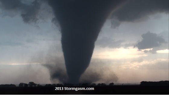 Tornado south of Rozel, KS on May 18, 2013.