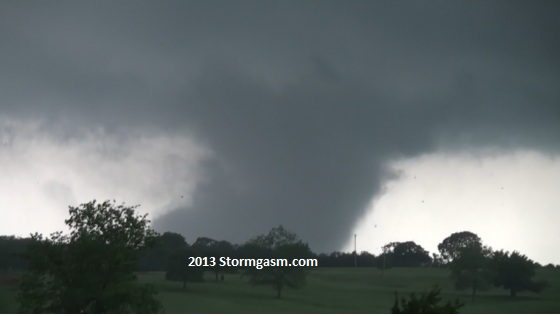 Tornado near Carney, Oklahoma on May 19, 2013.