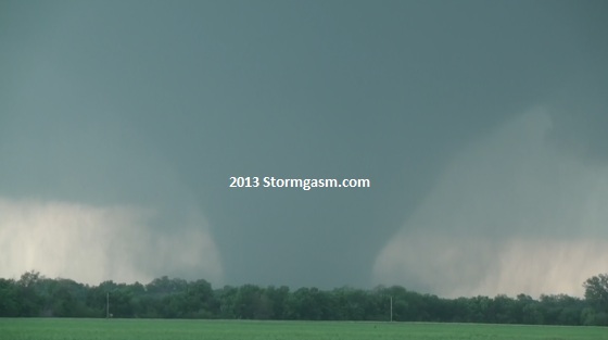 Tornado near Bennington, KS on May 28, 2013 Tornado near Bennington, KS on May 28, 2013