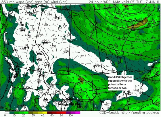 00z June 6 WRF forecast valid 00z June 7 showing 850mb winds and pressures (7 p.m. CDT). 00z June 6 WRF forecast valid 00z June 7 showing 850mb winds and pressures (7 p.m. CDT).